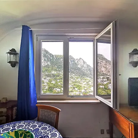 Daire Panoramico In Piazzetta Capri