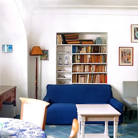 Panoramico In Piazzetta Daire Capri