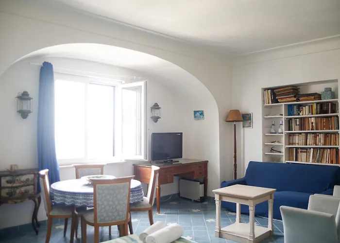 Panoramico In Piazzetta Apartment *