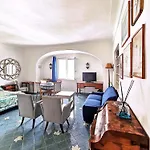Panoramico In Piazzetta شقة